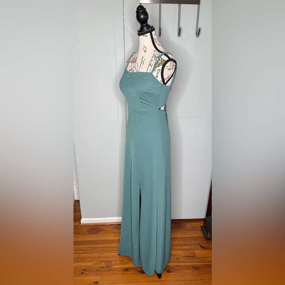 Birdy Grey Sage Green Floor Length Elegant Maxi Dress - Picture 3 of 9
